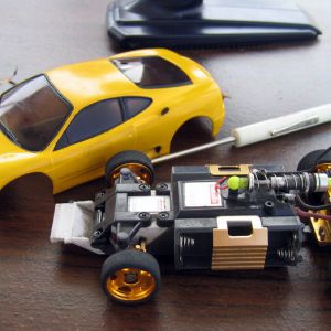 ңģͳ (Mini RC Car)