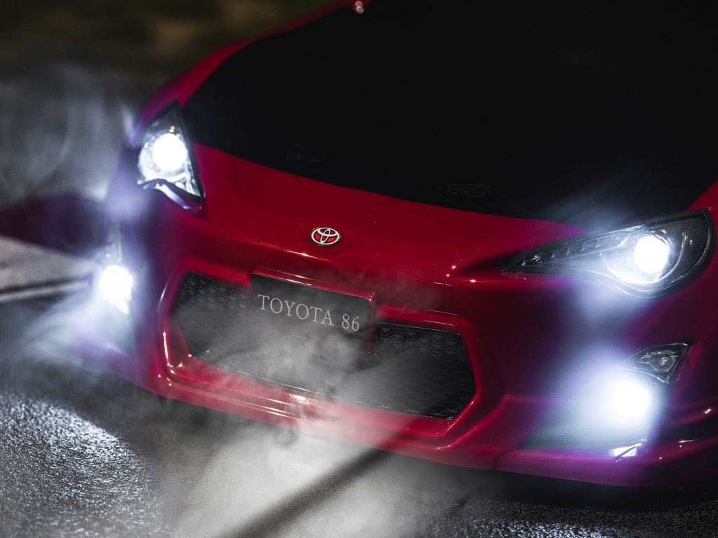 [] Kyosho Ʒ